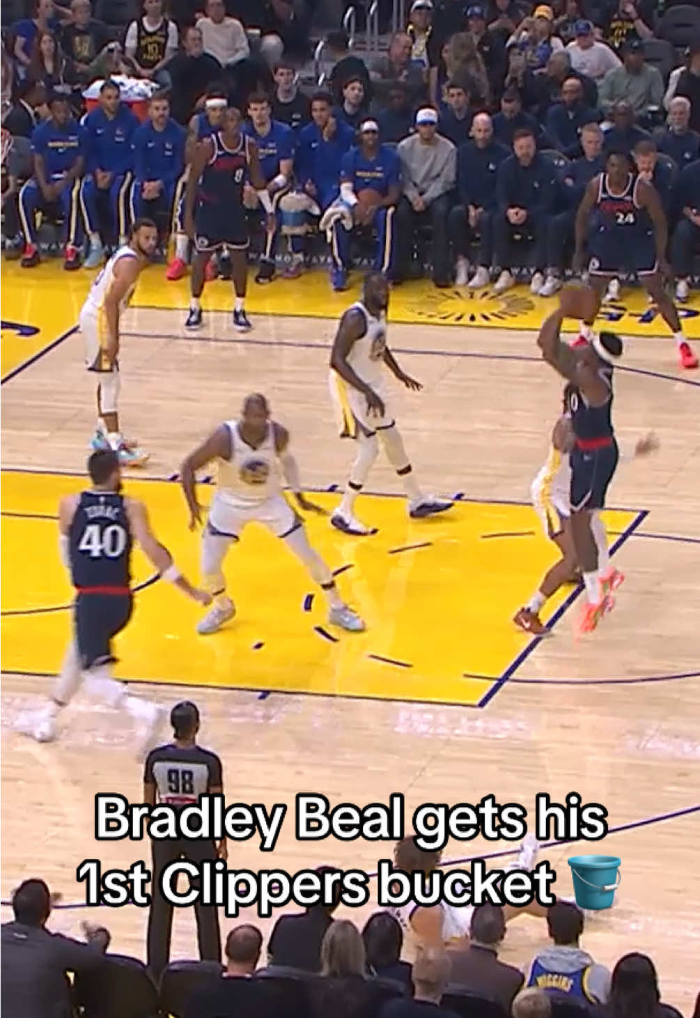 Bradley Beal back to getting buckets 🔥 #NBA #basketball #clippers #bradleybeal #nbabasketball 