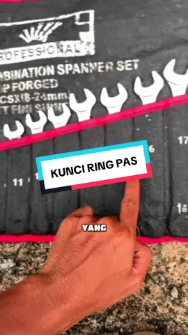 kunci ring pas set ukuran 8-24 dari bahan baja crome vanadium #KunciRing #KunciPas #NgoprekMotor #ToolsOtomotif #KunciBengkel    