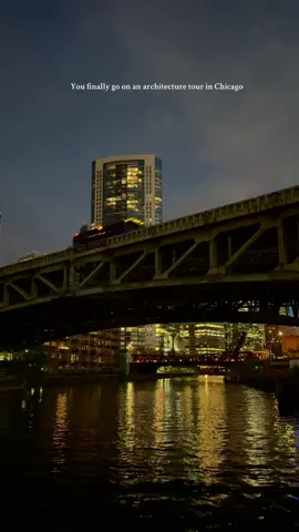 Chicago’s Architecture Tour is a 10/10 #chicago #thingstodo #architecturetour #wendell #fyp 