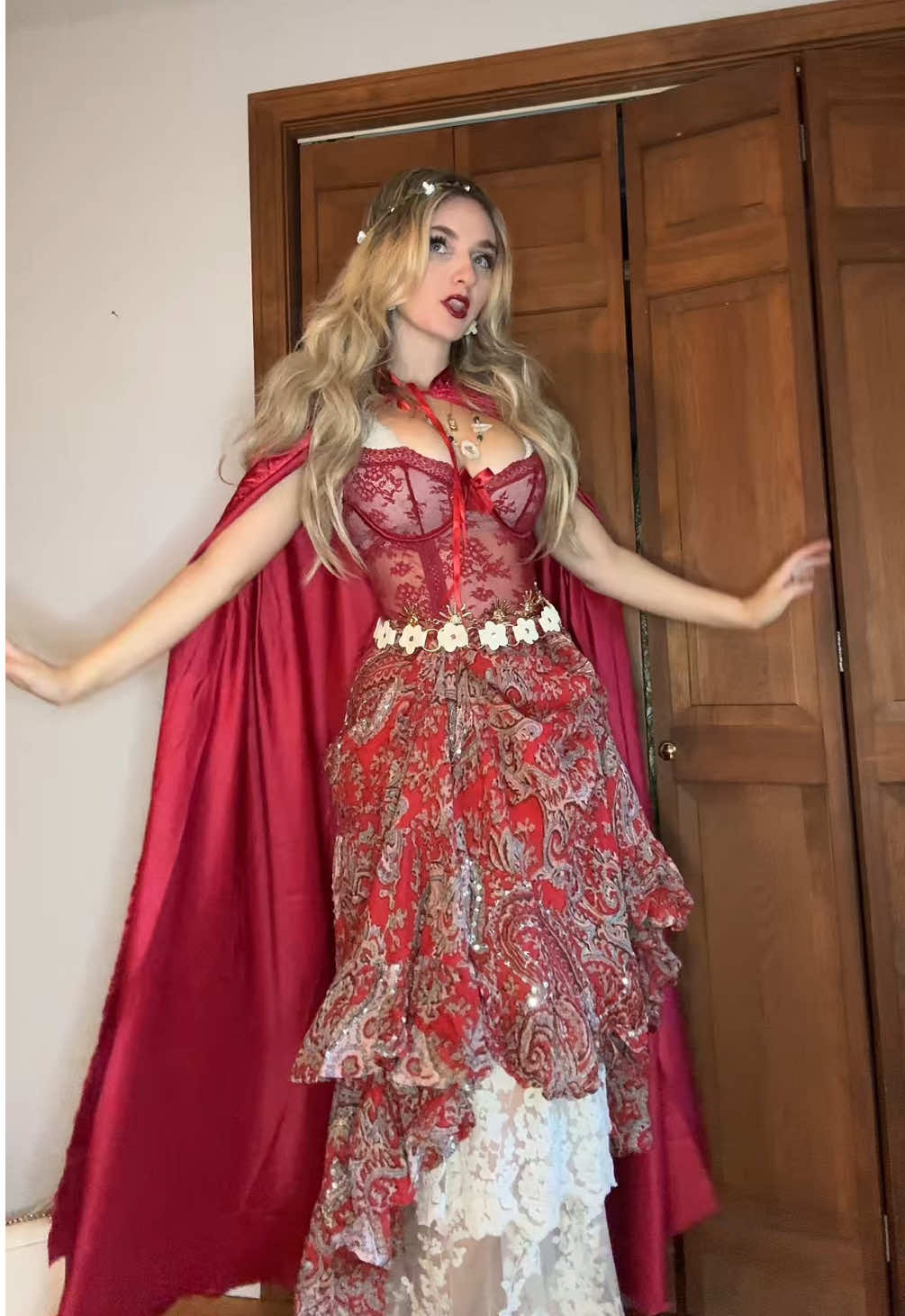 Whimsical outfit of the day #outfitinspo #whimsical #fairycore #halloweencostume #renfaire 