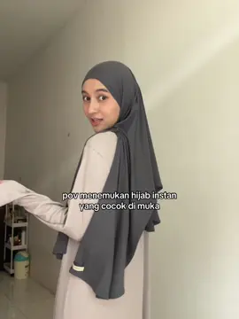 suka banget sm hijabnyaa!! =(^.^)=