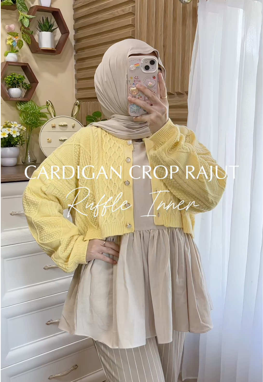 Cardigan rajut crop #cardigancrop #cardiganrajut #cardigancroprajut #cardiganwanita #cardiganoutfit 