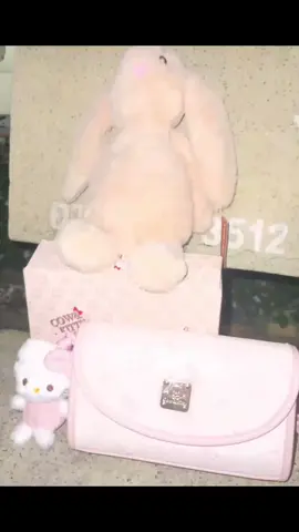 ảnh tặng quà 20/10 sớm ạa #tinhyeu #tuihellokitty @Anh 9 khổng lồ 🐘 