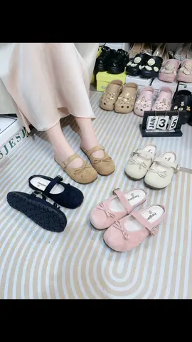 Kho Sỉ Giày Dép Thuỳ Dương Chuyên sỉ giày dép tận xưởng 👠 Giày cao gót 👡 Sandal hottrend 🥿 Giày búp bê 🥾 Dép thời trang 💯 Mẫu mã mới – giá sỉ tận gốc 📦 Lấy chỉ từ 5 -10 đôi – freeship đơn lớn 🔥 Lợi nhuận cao – hàng hot dễ bán 👉 Đăng ký khách sỉ ngay để nhận catalogue mẫu mới nhất tuần này 📲 Inbox liền tay 087 7661666– #TikTokAwardsVN #giày_nữ #giày #giày_quảng_châu #giàycaogót 