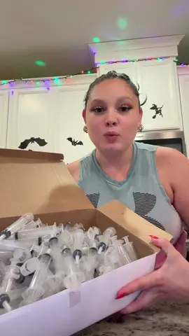 Halloween fun mom! #mom #halloween #halloweenparty #party #prep 