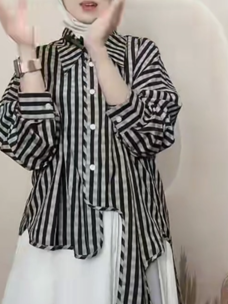 CHICMORE Atasan lengan panjang kotak- kotak tidak teratur dengan desain modis#bajumewahelegan #modelterbaru #outfitkeren #atasanterbaru #fyp 