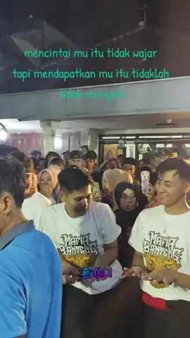 tergantung HOKKY🤪