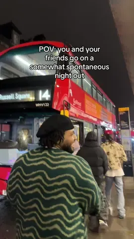 a fun friday night out in london 🥤🎳  @Daily Paper @bennyboyevents #mgordeen #nightsout #londonevents 