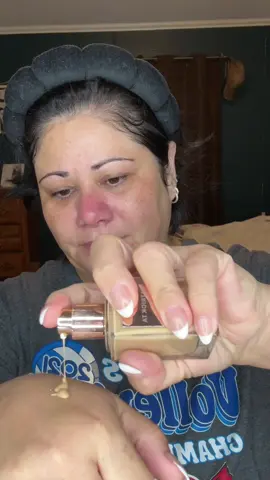 It was a natural glam kind of day #makeup #matureskin #naturalmakeup  Makeup used: @Patrick Ta Beauty Major Skin Hydraluxe Luminous Foundation + Blush Duo @makeupbymario sculpting stick @Natasha Denona Hy-Glam Concealer  @Huda Beauty Easy Bake Setting Powder @ONE SIZE BEAUTY Powder Melt Setting Spray @Anastasia Beverly Hills Liquid Eyeliner @Charlotte Tilbury Finishing Powder @tarte cosmetics lights camera lashes platinum mascara 