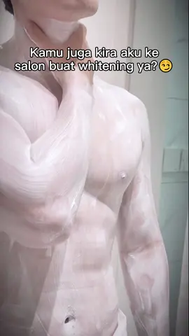 Kalau kamu punya banyak #bekasjerawat  dan kulit#gelap, jangan sampai kelewatan #sabunmandi# pemutih #drsaito ini! Pakai rutin setiap hari, kulit jadi halus dan cerah.#bodywash 