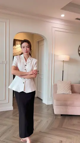 Từng đường cắt sắc nét tạo nên vẻ ngoài khí chất. #OOTD #macdepmoingay #MACI 