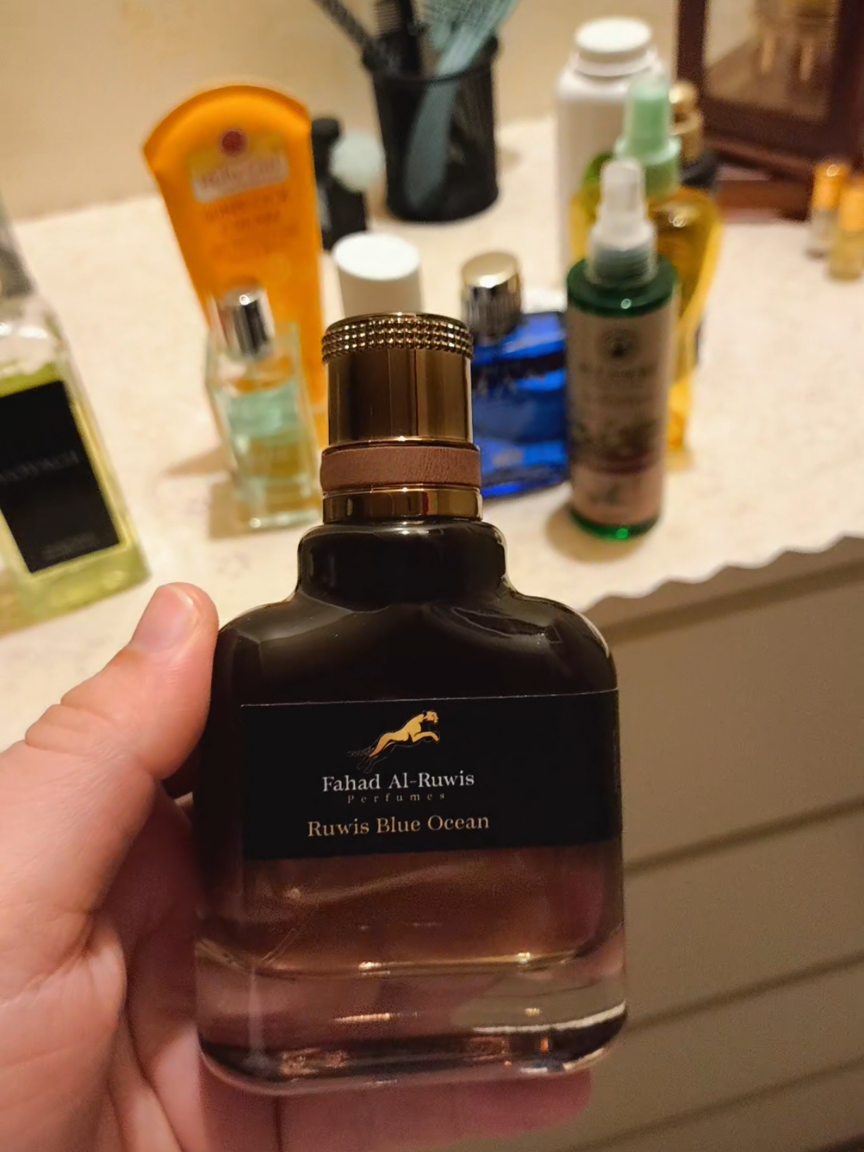 من أفضل العطور المستوحاة والي سعرها مايتجاوز 75 ريال الي جربتها خلال السنوات الماضية  نصيحة مني جربوا مرة ورح تجربوا كل العطور      @فهد الرويس منظم معارض ومؤتمرات  #الشعب_الصيني_ماله_حل😂😂 #الرويس #عطورات_فاخرة #اكسبلور #عطور_فهد_الرويس 