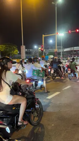 Ham zuii thía :))#43danang #nhau#dn #duongpho #danang 