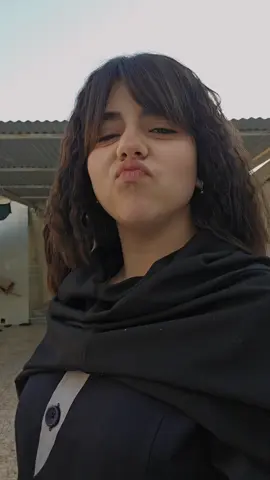 فقط پشت موهام🤣😭