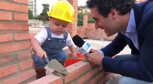 #bambino #ai#intelligenzaartificiale #sora2 #giornalista 
