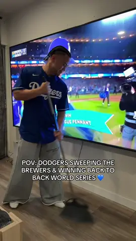 DODGERS SWEEP THE BREWERS 🧹 #viral #dodgers #trending #baseball #MLB 