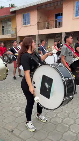 Nos vemos mañana en Portoviejo👋🏻💖 #bombista #paulina #tintales 