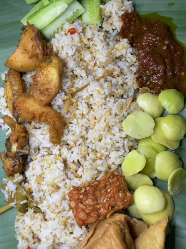 hayu urang botram baraya🤤#fyp #makanansunda #masakansunda #popsunda #doyanmakan 