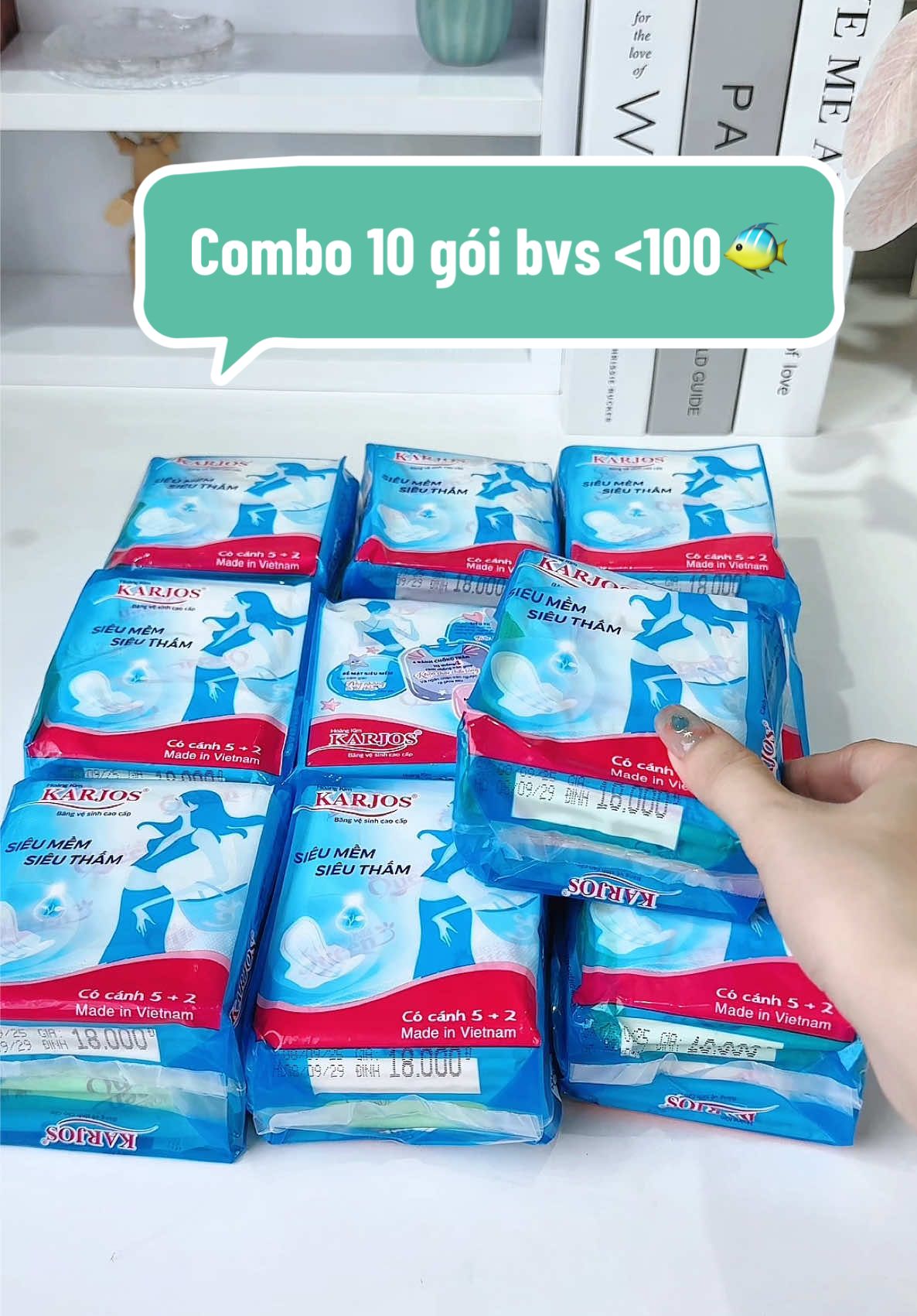Combo 10 gói băng vệ sinh chưa tới 100 cành nữa nè mấy bà  #bangvesinh #combobangvesinh #bangvesinhkarios #hangtotgiare #sausaureview 
