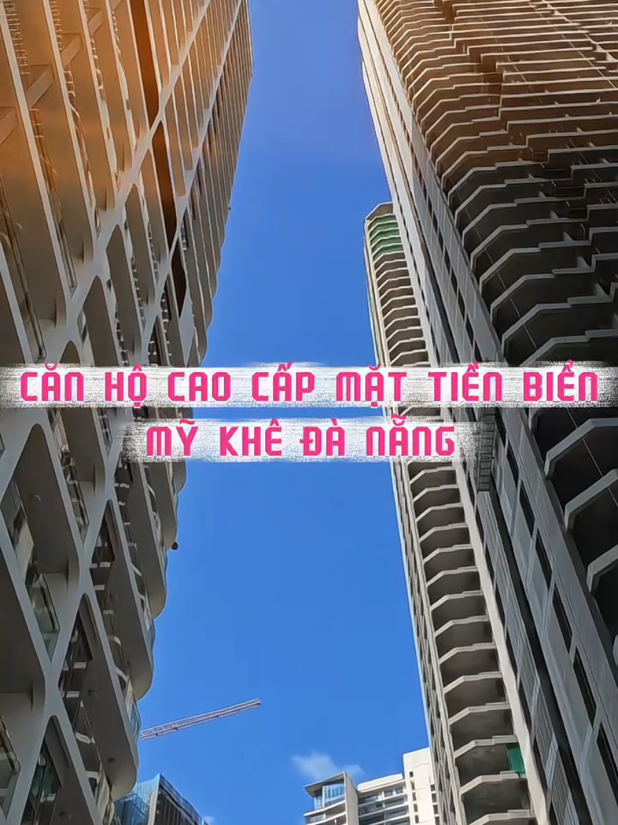 🌊 TIME SQUARE ĐÀ NẴNG – BIỂU TƯỢNG MỚI TRÊN MẶT BIỂN MỸ KHÊ 🌇 ✨ Vị trí vàng – Tầm nhìn triệu đô Dự án gồm 2 tòa tháp CT3 & CT7, chung khối đế thương mại cao cấp: CT3: Mặt tiền biển Mỹ Khê, tầm nhìn trực diện biển. CT7: View toàn cảnh thành phố – ra hàng tháng 11/2025. 🏦 Chính sách tài chính siêu ưu đãi: Ân hạn gốc & lãi 0% trong 12 tháng Ngân hàng hỗ trợ vay 80% Chỉ 15% thanh toán đợt đầu, 5% còn lại khi nhận sổ Chiết khấu cao khi thanh toán sớm 95% trong tháng 🏬 Shophouse khối đế – Pháp lý lâu dài, sinh lời bền vững Chỉ 15 căn giới hạn, 2 tầng, đã ký hợp tác cùng Highlands, Phúc Long, KFC,… 🏖️ Tiện ích chuẩn 5 sao – Quản lý bởi Savills hoặc CBRE Hồ bơi tràn, gym – spa, sky bar, lounge, vườn treo,... mang chuẩn sống quốc tế. 📅 Dự kiến bàn giao: Quý II/2026 💎 CT7: 31 tầng – 295 căn | CT3: 24 tầng – 265 căn | Mỗi sàn chỉ 12 căn 🔥 Cơ hội đầu tư – an cư đẳng cấp – sinh lời bền vững! 📞 Liên hệ ngay – Trần Thanh Land ➡️ Booking sớm để chọn căn view đẹp nhất! #tranthanhland #bdsdanang #timesquare