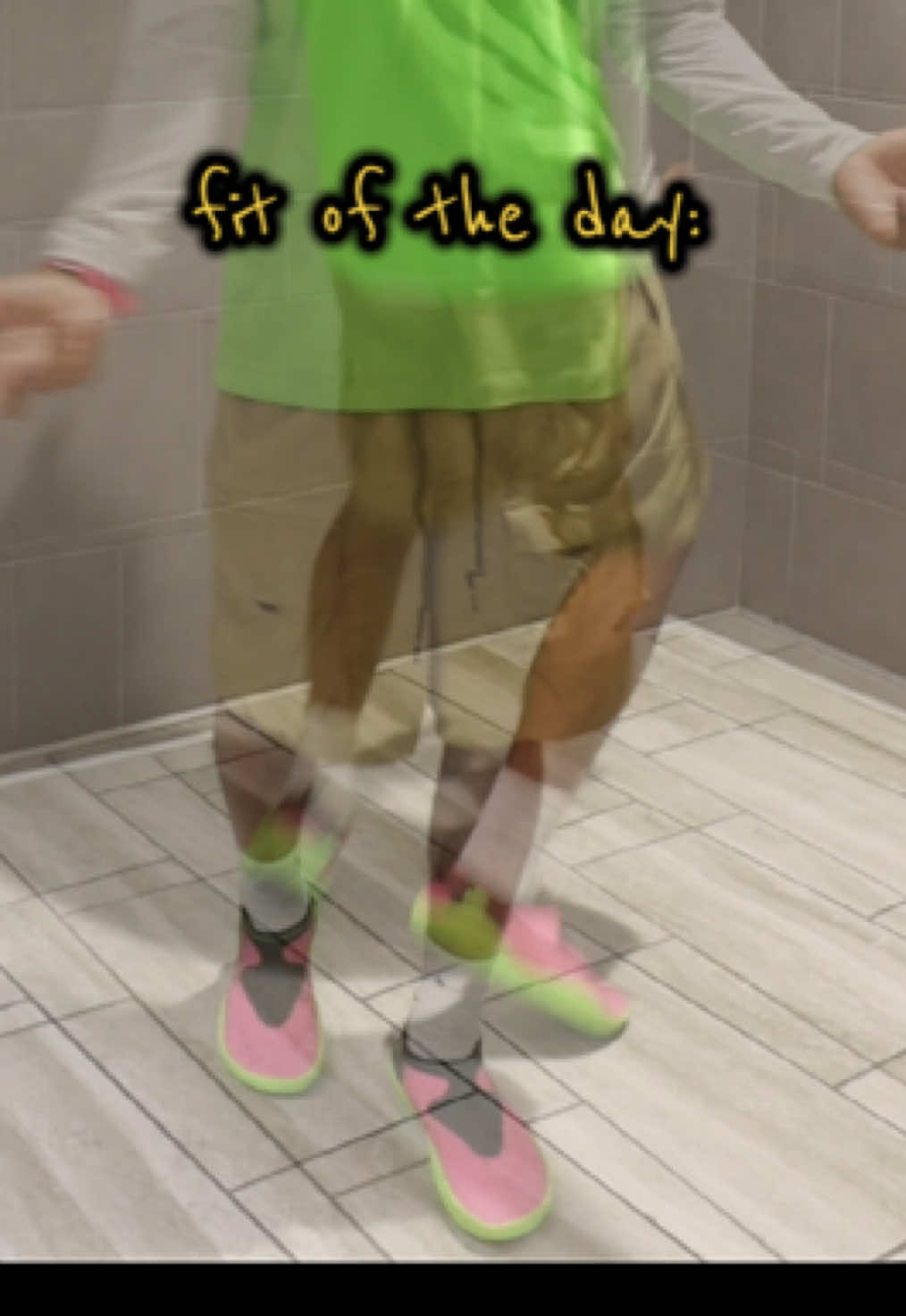 idek man! i just b doin shit. lolol dat weak ahhh tripout 💀 but atp, i feel like it ain’t much i can’t rock fr!  @Nike holla at da boi man!  #OOTD #fitcheck #nikeaquaturf #outfitinspo #fyp 