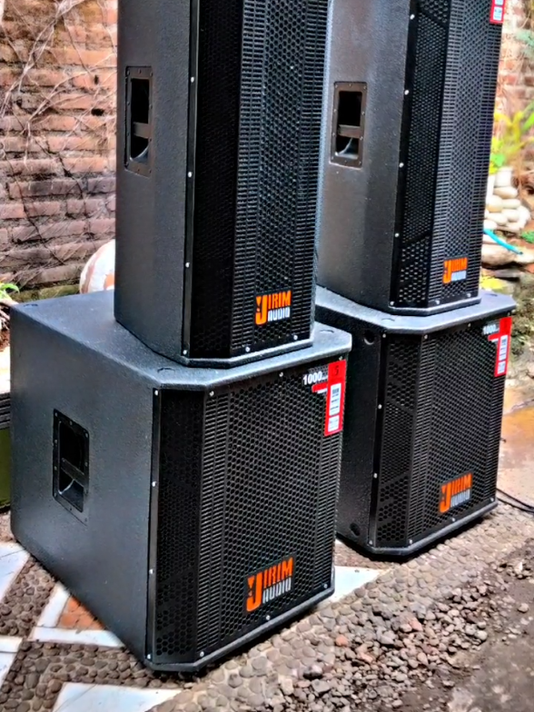 subwoofer 18 paket monitor audio harga mulai 12 jt an box & speaker bisa custom nama. finishing tekstur resin pengerjaan pengiriman dari Jepara info pemesanan langsung wa saja #soundhoregjawatimur #brewog_audio #speakerbluetooth #ceksound #soundkarnaval 