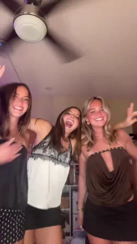 Best friends made it to LA 🤲