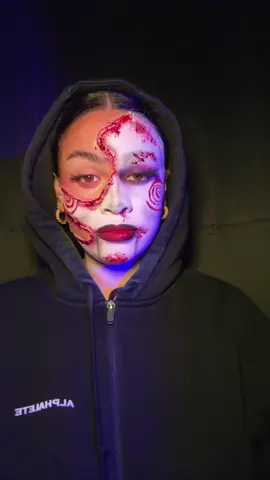 I just wanted to be apart of something🧩 #jigsawmakeuplook #halloweenmakeuplook #halloween #jigsaw #sawmovies 