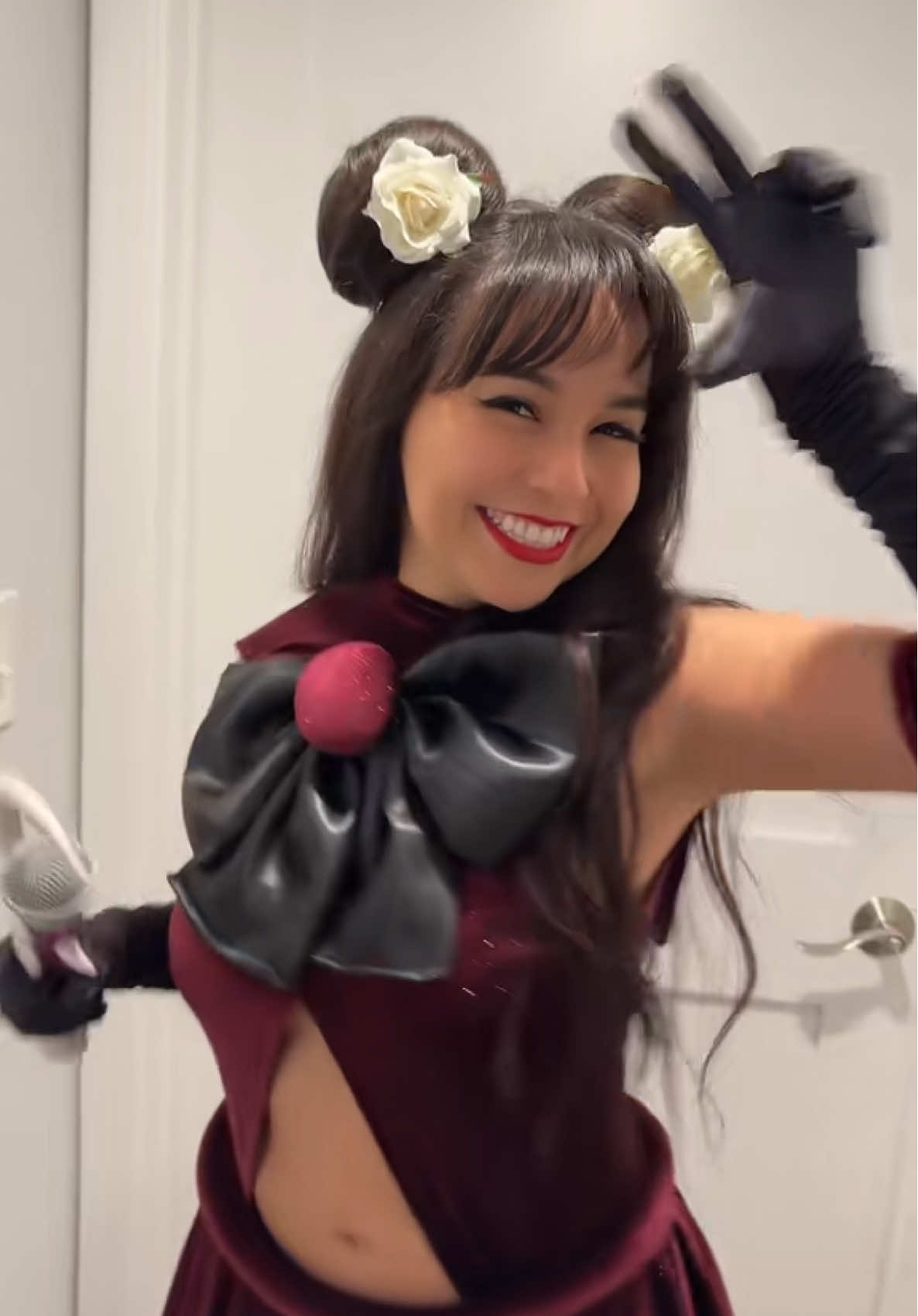 Ask for more Sailor Selena and you shall receive!! 🌙💜  #sailormoon #sailormooncosplay #selenaquintanillaperez🌹 