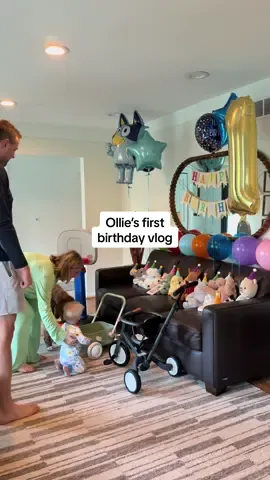 I can’t believe that I have a 1 year old😭 If you stay till the end I’m sorry🙈 #firstbirthday #birthdayvlog #firsttimeparents #1stbirthday 