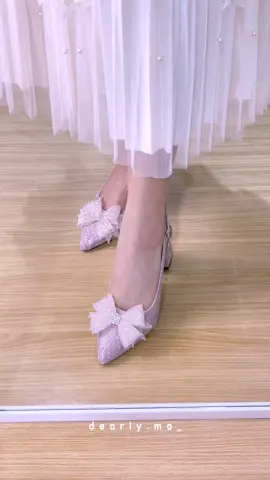 Yg mau wisudahan wajib checkout sih 🫵🏻😍 #heelswisuda #heelscantik #heelspesta #viral 