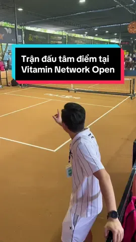 Trận đấu tâm điểm tại Vitamin Network Open Lần 2 giữa Anh Quỳnh Vitamin & Chị Giang Tracy đối đầu Anh Tuấn Tự Do & Em Kim Say Hi #vtmgr #vitaminpickleball #VinFast #Curadol #HuyMePick