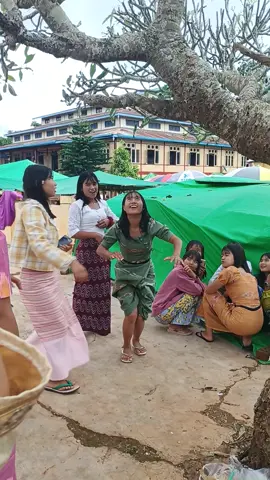 #ရိုးရိုးလေးသာဝတ်ခဲ့ပါ🤣😂 #ချစ်တဲ့စိတ်လေးနဲ့ကြည့်ပေးပါနော်😑😆#fbbbbbbbbbbရောက်စမ်း #tiktokmyanmar🇲🇲🇲🇲 #hightlight 