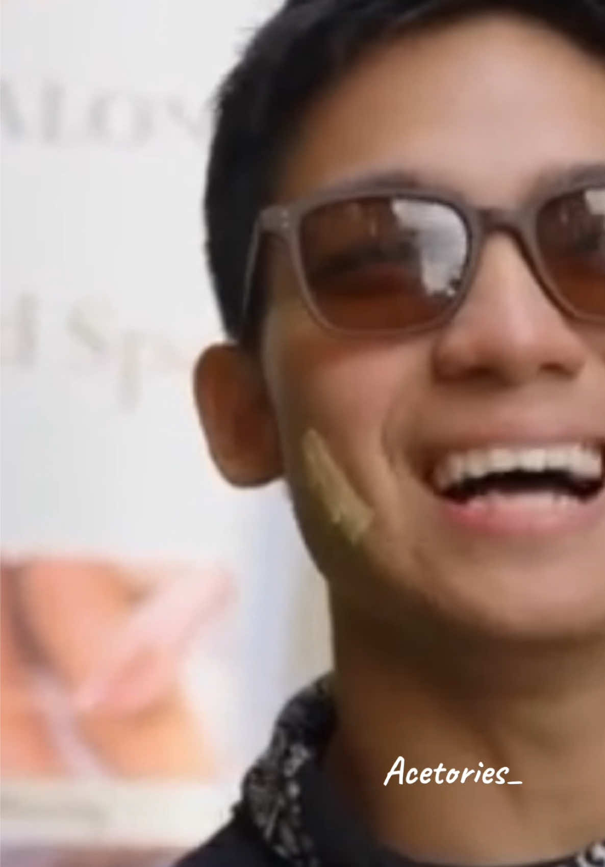 STORY 3 - Part 30 (6:45) Jeo's Pov: Morning came and Y/n looked better than last night. 