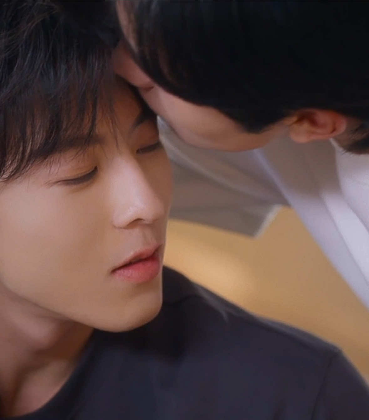 i loved watching them love each other ☹️ #desiretheseries #abodesire #huayong #shengshaoyou #cdrama scp: nobascene