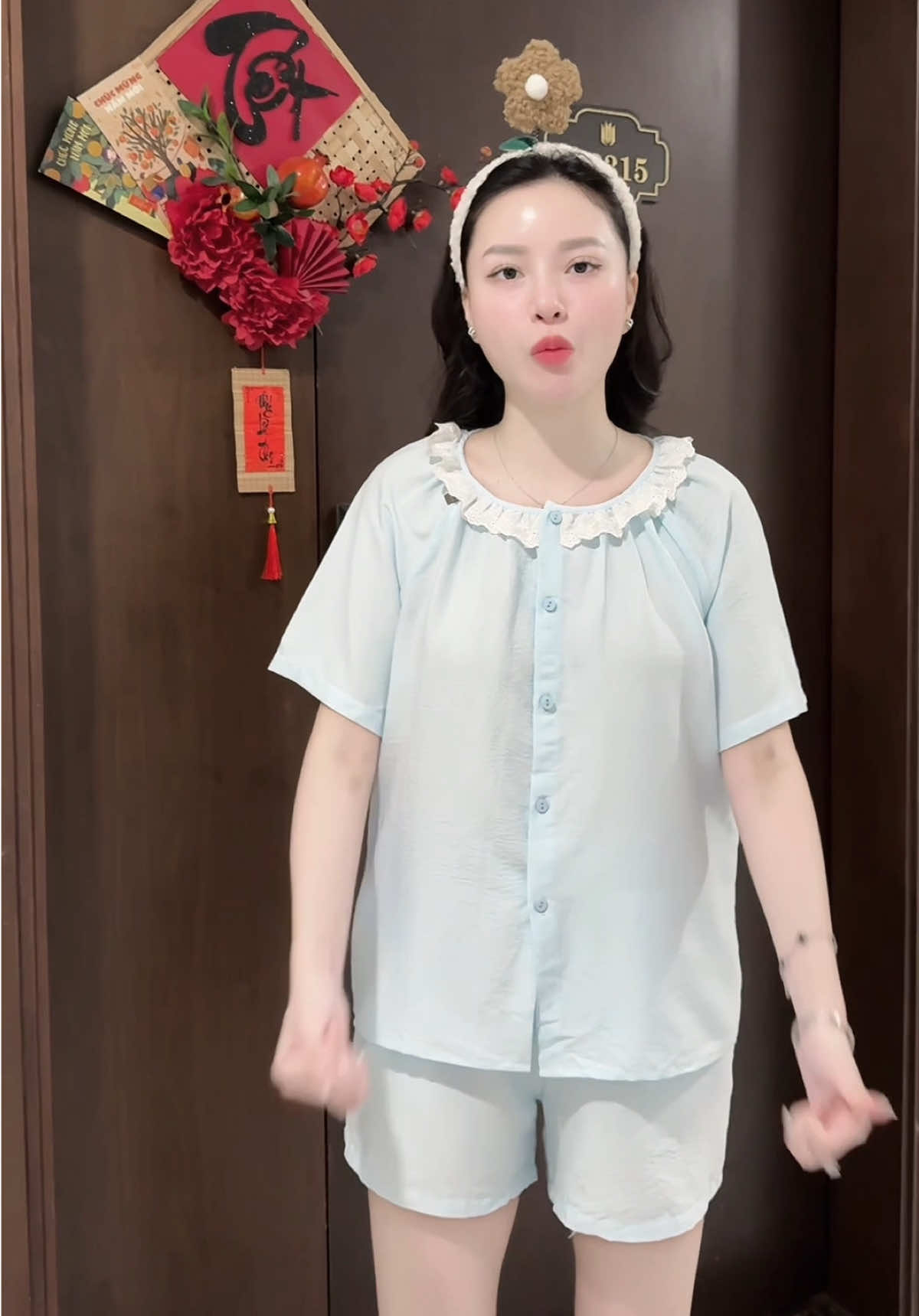 Xinh nhẹ nhàg í mấy bà