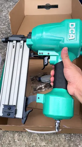 Máy bắn đinh  bê tông DCA   A03-AST64C#maybandinhbetong #maybandinhbetongchinhhang #DCA #sungbandinhbetong #sungbandinhf30