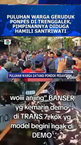 puluhan warga gruduk ponpes di trengalek