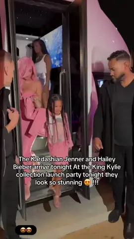 WoW !! The Kardashian Jenner and Hailey Bieber arrive tonight At the King Kylie collection launch party tonight they look so stunning 😍 !!!#kimkardashian #kyliejenner #khloekardashian #foryou 