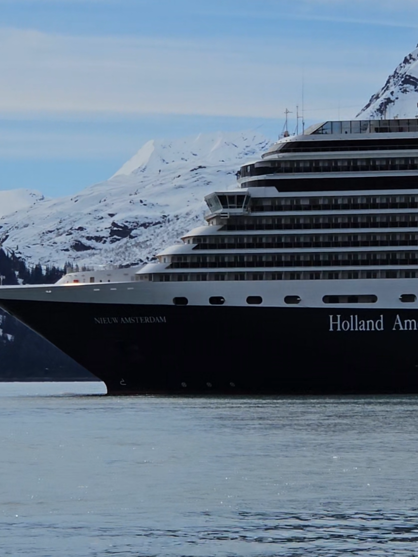 awal2nya memang gitu,lama lama kebablasan 🗿 #hollandamericaline #hotelier #cruiseship #fypシ 