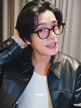 #jake #simjaeyun pake aja kacamatanya ganteng🧎🏻‍♀️