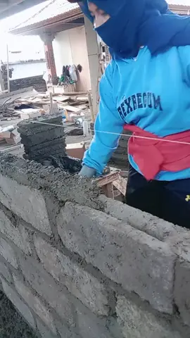 tetap semangat karna entar gajian.. 😂🤣