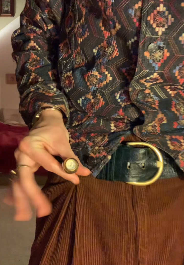 ❗️🫣#OOTD #fashiontiktok #fallfashion #70sfashion #dance 