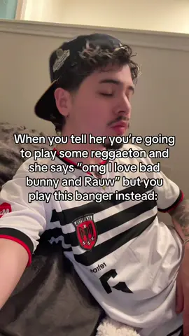 Old school top #reggaetontiktok #rakimykeny #badbunnypr #rauwalejandro 