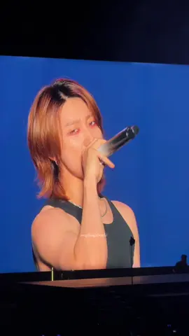 THE SCREAM I LET OUT WHEN HE TOOK OFF HIS JACKET 𐔌՞. .՞𐦯 #minghao #seventeen #seventeen17_official #seventeencarat #xuminghao 