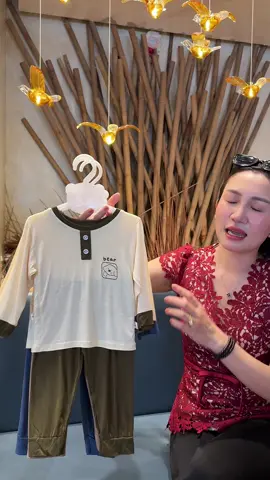 Gió mùa về r các mẹ ơi  #thoitrangtreem #dobochobe #dobotreem #dobobetrai #dobobegai #fyp 