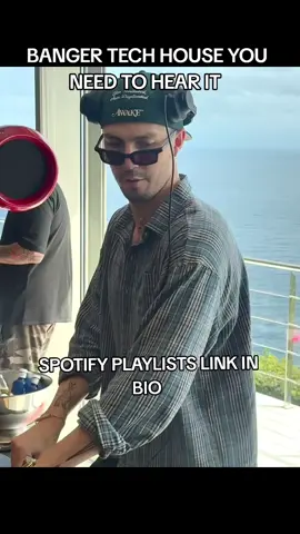 Spotify playlists link in Bio #cloonee #crazibiza #cumbiano #techhouse #techhousemusic 