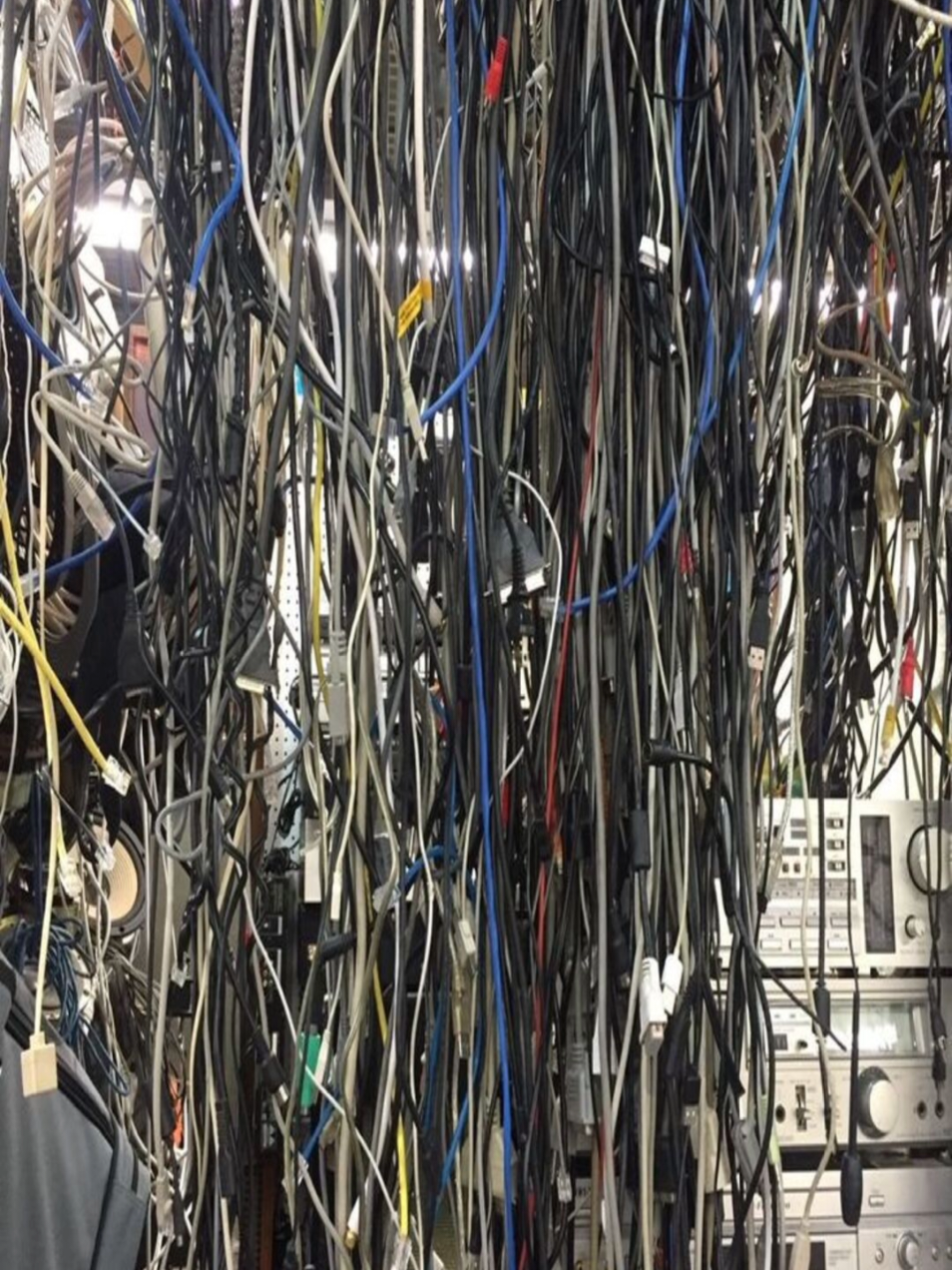 Wired Aesthetic is the beauty of tangled cables, industrial circuitry and synthetic anatomy. A world where electricity flows like blood and metal replaces flesh. Digital nerves spreading through everything chaos and structure intertwined. #wiredaesthetic #wiredcore #cablecore #cybercore #technoorganic #industrialaesthetic #serverroomvibes #digitaldecay #cyberpunkart #glitchart #futuredecay #electricblood