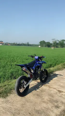 #crf #crfsupermoto #supermoto 