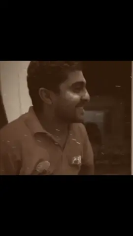 #mahnılar #keşfetteyizzz #deyerlisiz👻🌹💛кешф👑💎баас🔈🎶 Yanında başgası ürəyində mən ♥️#dəsdəyolaq🌹❤🎶 